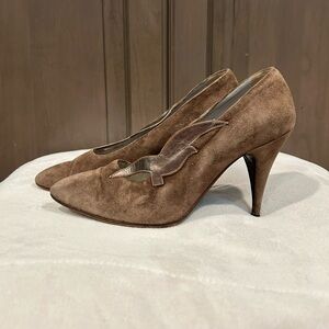 Maud Frizon Vintage Brown Suede Heels, Size 37 (7)